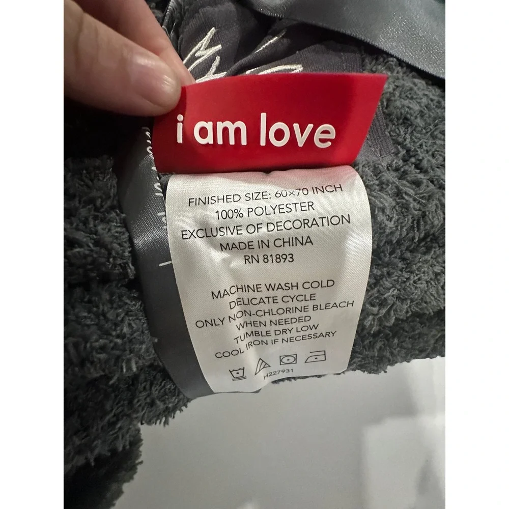Peace Love World Home Gray Plush Pom Pom Throw Blanket I Love My Family 60x70